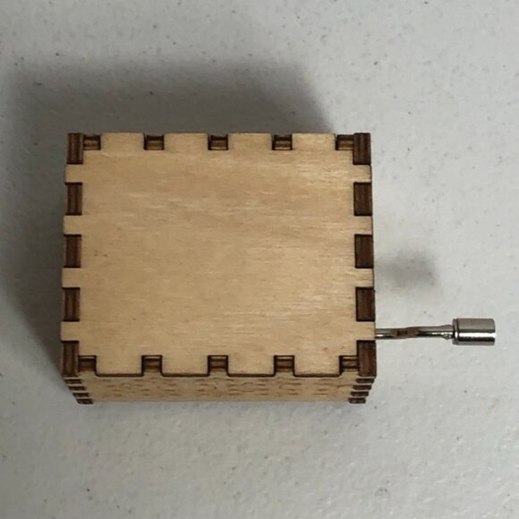 Demon Slayer Tanjiro Kyojuro Rengoku Hand Crank Wooden Music Box Anime Ren New - Picture 8 of 10